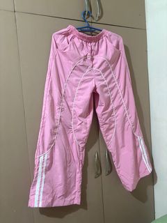 (Category: ) located in . Submitted by ayuchiii (Listing ID 1398263038, Image 1). Description: .