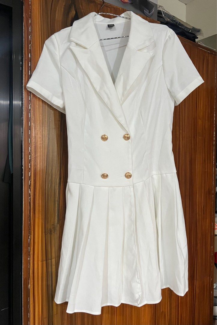 Civil wedding white dress (Category: Dresses) located in Manila. Submitted by lycspreloved (Listing ID 1398253387, Image 2). Description: Shein Large White Dress •used once wala pang 5 mins •bought it for almost 1k •no flaws. like brand new.