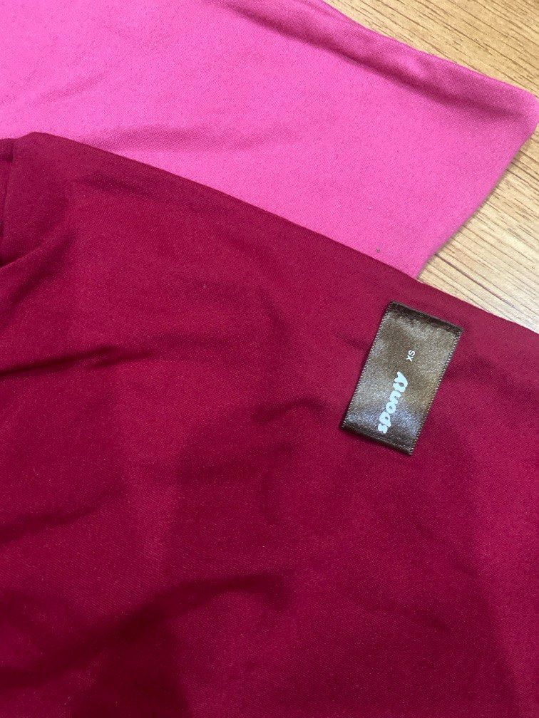 Sponty Basics Tube Tops - TAKE ALL (Category: Sleeveless) located in Quezon City. Submitted by evlinc (Listing ID 1398294987, Image 2). Description: RFS: too small on me MOP: GCash Delivery: Same Day Delivery or JNT.