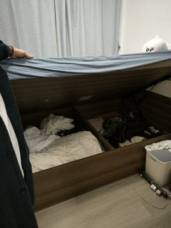 （分類：）位於 。 由 maroonnies 提交（商品編號 1398172766，圖片 1）。簡介： 。