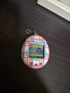 (Category: ) located in . Submitted by miashopee_ (Listing ID 1398280813, Image 1). Description: .