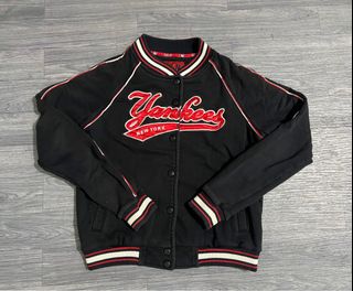 (Category: ) located in . Submitted by thrift4all (Listing ID 1398280014, Image 1). Description: .