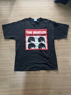 (Category: ) located in . Submitted by hypebeastsupreme (Listing ID 1398472673, Image 1). Description: .