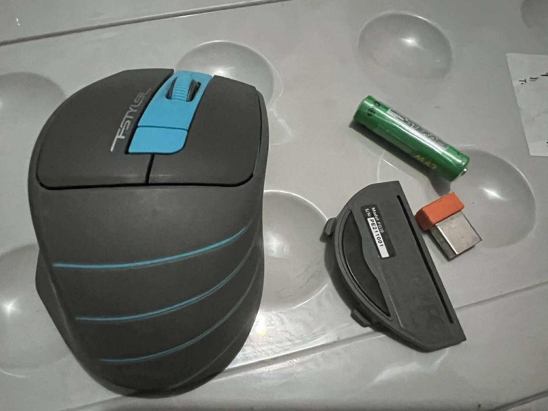 A4Tech FStyler FG30 Wireless Mouse (Category: Mouse & Mousepads) located in Dasmarinas. Submitted by bluescurioucorner (Listing ID 1398512190, Image 2). Description: 📘 Item Details: 🏷️Brand: A4Tech 🔖 Original Price: 799 🎨 Color: Blue 💫 Inclusion: with FREE Battery RFS: Decluttering ♻️ ⚠️ Please read to all terms of listings before placing an order. Transactions mean you fully accept these conditions. 📌 Terms & Conditions: 💵 Always Payment 