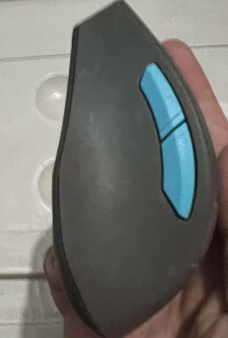 A4Tech FStyler FG30 Wireless Mouse (Category: Mouse & Mousepads) located in Dasmarinas. Submitted by bluescurioucorner (Listing ID 1398512190, Image 3). Description: 📘 Item Details: 🏷️Brand: A4Tech 🔖 Original Price: 799 🎨 Color: Blue 💫 Inclusion: with FREE Battery RFS: Decluttering ♻️ ⚠️ Please read to all terms of listings before placing an order. Transactions mean you fully accept these conditions. 📌 Terms & Conditions: 💵 Always Payment 