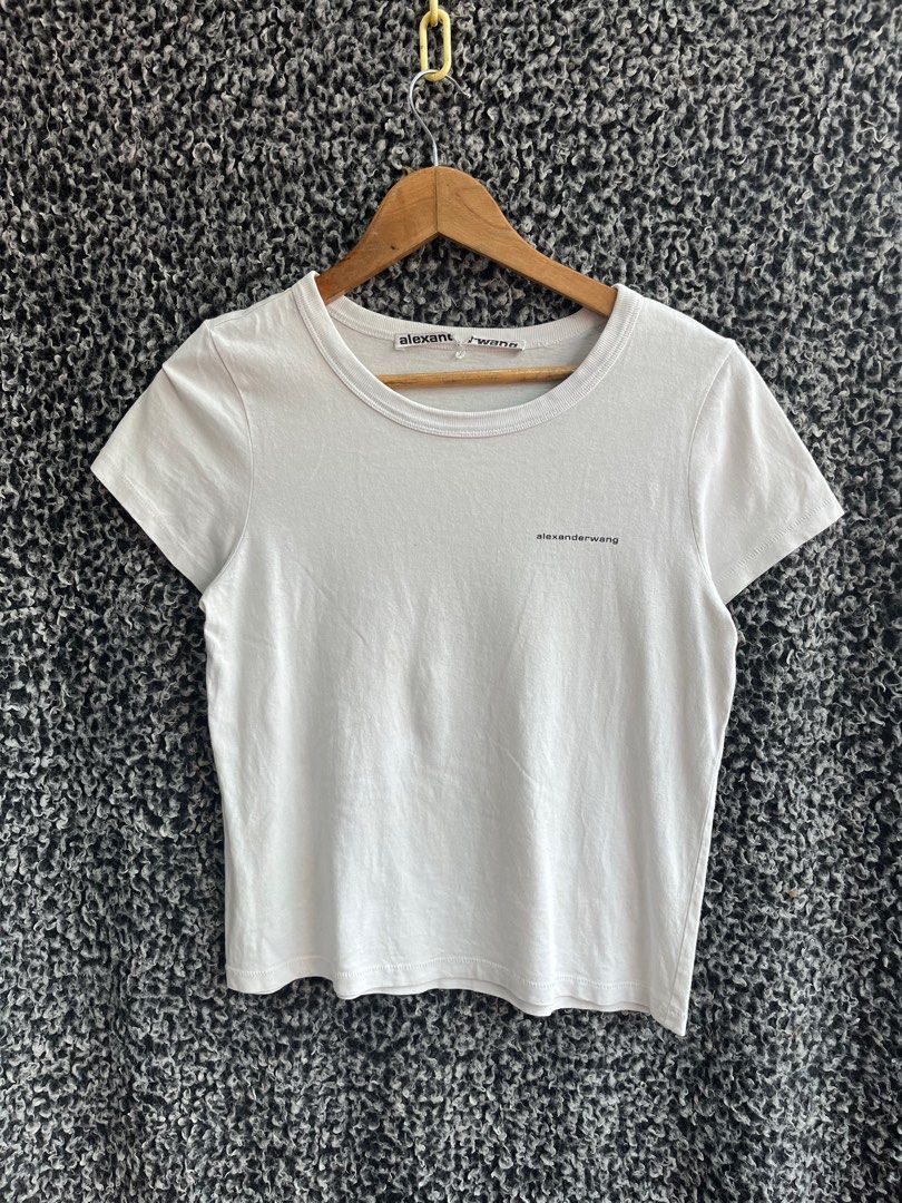Alexander Wang Cropped Shirt | Size S (Category: Shirts) located in General Trias. Submitted by zrchustle.604 (Listing ID 1398440566, Image 1). Description: no issue.