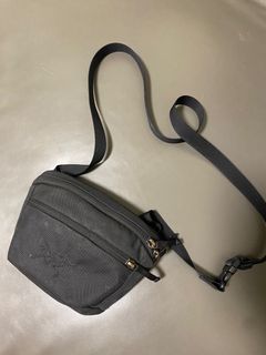 由 sid_born (刊登 ID 1398516166，圖片 1) 提交，位於 的 (類別：)，說明：。