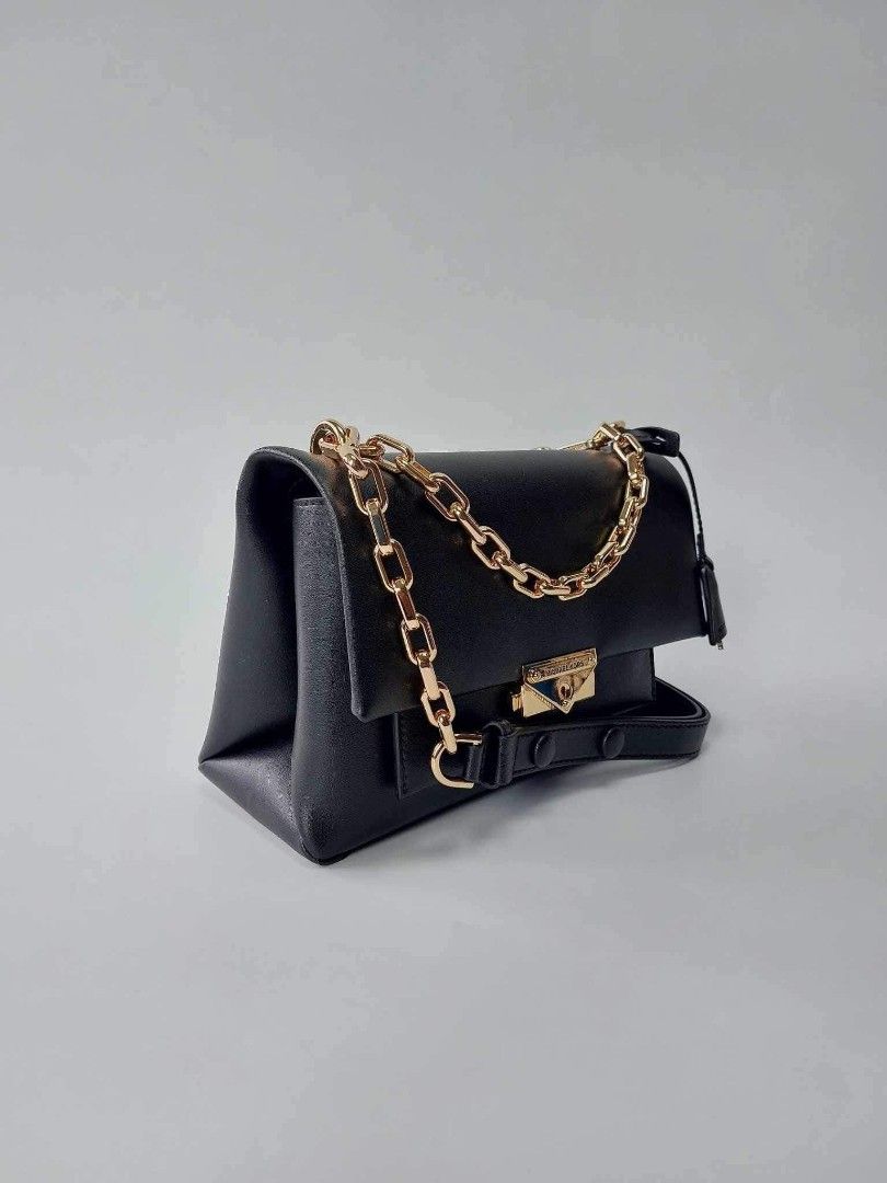 Authentic Michael Kors MK medium CECE Sling Bag (Category: Luxury Bags & Wallets) located in Quezon City. Submitted by hollowwillow (Listing ID 1398445078, Image 2). Description: MK medium CECE sling bag 5'h x 7'w x 3'd inches brand new with tags and dustbag ⚠️ STRICTLY PAYMENT FIRST AND WE DO THE BOOKING For same day delivery via lalamove For courier, we use Gogo xpress or J&T 📍QC.