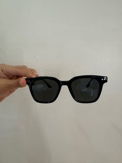 (Category: ) located in . Submitted by destashingmycloset (Listing ID 1398432358, Image 1). Description: .
