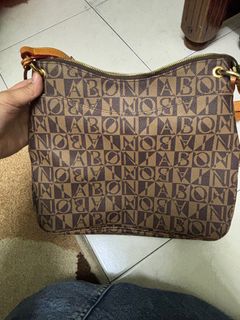 (Category: ) located in . Submitted by nursha_ (Listing ID 1398353213, Image 1). Description: .