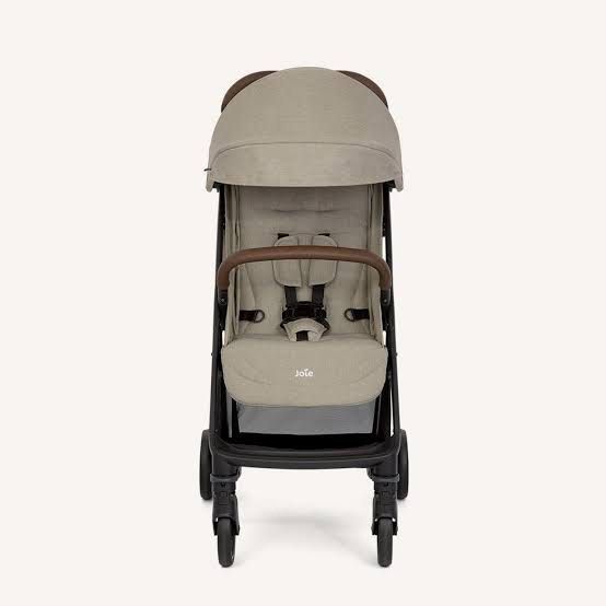 Like New Joie Pact Pro Stroller in Oak Aesthetic Coffee Beige Stroller (read the description below❗️) (Category: Strollers) located in Manila. Submitted by wanderandco (Listing ID 1398407314, Image 3). Description: Comes complete with car seat adaptor, travel bag, rain cover and manual. Travel friendly. No box, we don't keep it. Tested for walks and inside the mall only. Easy one hand fold and unfold, lightweight. Modes: Birth to ≤ 22 kg usage 3 