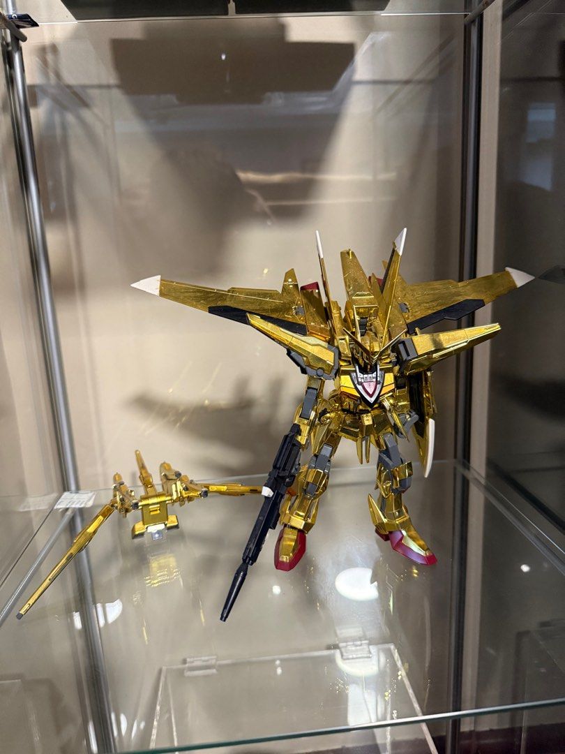 Built Gundam (Category: Gundam Model Kits) located in Singapore. Submitted by oddblurb (Listing ID 1398379607, Image 2). Description: ALREADY BUILT GUNDAM KITS TO CLEAR 1. 1/100 MG Strike Freedom Extra Finish Edition with third party wings of light 2. 1/100 MG Wing Zero Endless Waltz Edition 3. 1/100 HG Akatsuki Shiranui Edition 4. 1/100 HG Gundam Astray Gold Frame Amatsu 5. 1/144 HG Destiny Gundam All comes with original box, panels, unused stic