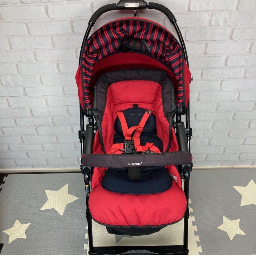 Combi Stroller (Category: Strollers) located in Manila. Submitted by avalanchesonlineshopmainacount (Listing ID 1398440599, Image 1). Description: .