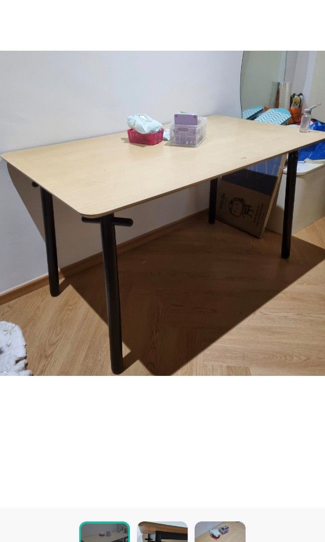 Dining Table (Category: Tables & Sets) located in Singapore. Submitted by zeefie (Listing ID 1398394302, Image 1). Description: 1.4 x 0.8m dining table not for fussy buyers there's some stain and scratches. bought from comfort furniture at $400 collect asap.