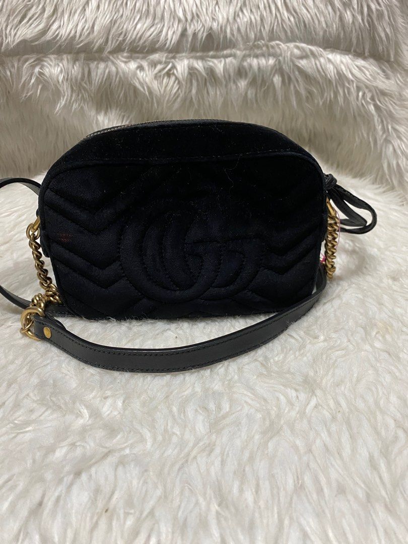 Gucci (Category: Luxury Bags & Wallets) located in Malolos. Submitted by yamaguchionline (Listing ID 1398455602, Image 3). Description: ✨Guaranteed authentic ✨Money back if proven fake ✨Bought in japan.