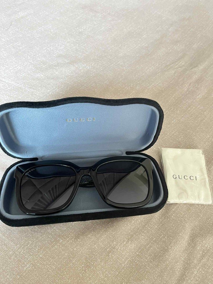 Gucci shades (Category: Sunglasses & Eyewear) located in Pasig City. Submitted by cjdlcmp (Listing ID 1398474156, Image 2). Description: Gucci shades in classic colors .