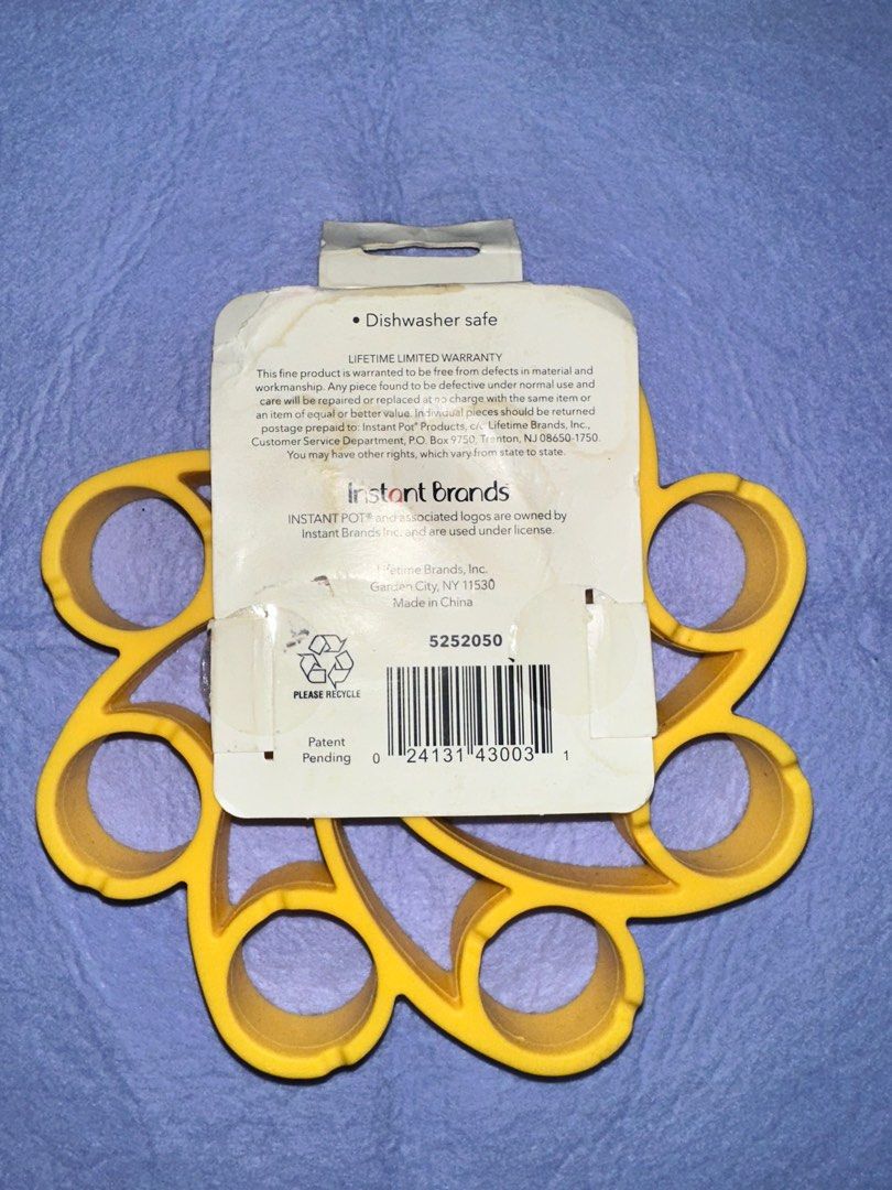 Instant Pot Silicone Egg Rack (Category: Other Kitchenware & Tableware) located in Manila. Submitted by heidz29 (Listing ID 1398523882, Image 2). Description: - Fits 6 & 8 quart Instant Pots - Holds 9 eggs per rack (boil up to 18) - Also for cooling and decorating eggs - Dishwasher safe.