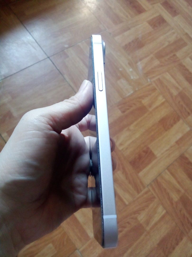 IPHONE 14PLUS (Category: iPhone 14 Series) located in Quezon City. Submitted by pr0duct_paradize (Listing ID 1398402341, Image 3). Description: FOR SALE LADY OWNED!! IPHONE 14PLUS ORIGINAL ‼️ ❗COLOR PURPLE/LAVENDER ❗STORAGE 128gb ❗BATTERY HEALTH 83 MAX ❗CORD CHARGER ONLY BUT NOT THE ORIGINAL ❗NO BOX ❗NO HISTORY OF REPAIR ❗GOOD AS NEW ❗SUPER KINIS ❗FREEBIES: 7 CASES RFS: UPGRADED TO HIGHER VERSION. EXTRA PHONE ONLY PM IF INTERESTED THANKS.