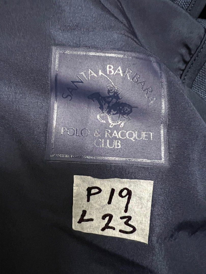 jacket (Category: Coats, Jackets and Outerwear) located in Pekan Nanas. Submitted by ladyana_bundle (Listing ID 1398433708, Image 3). Description: santa barbara polo conditions cun P19 L23.