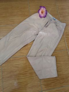(Kategori: ) berada di . Dikirim oleh anoniuser (ID iklan 1398434000, Gambar 1). Deskripsi: .