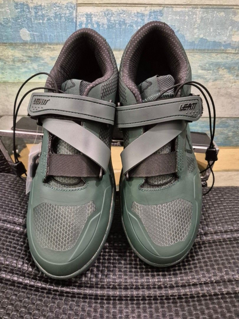 Leatt MTB 5.0 Clip Shoes - Size 11/44 - Green BRAND NEW (Category: Parts & Accessories) located in Singapore. Submitted by theanleong (Listing ID 1398398994, Image 1). Description: - BRAND NEW . - 11 /44 . - no box ..
