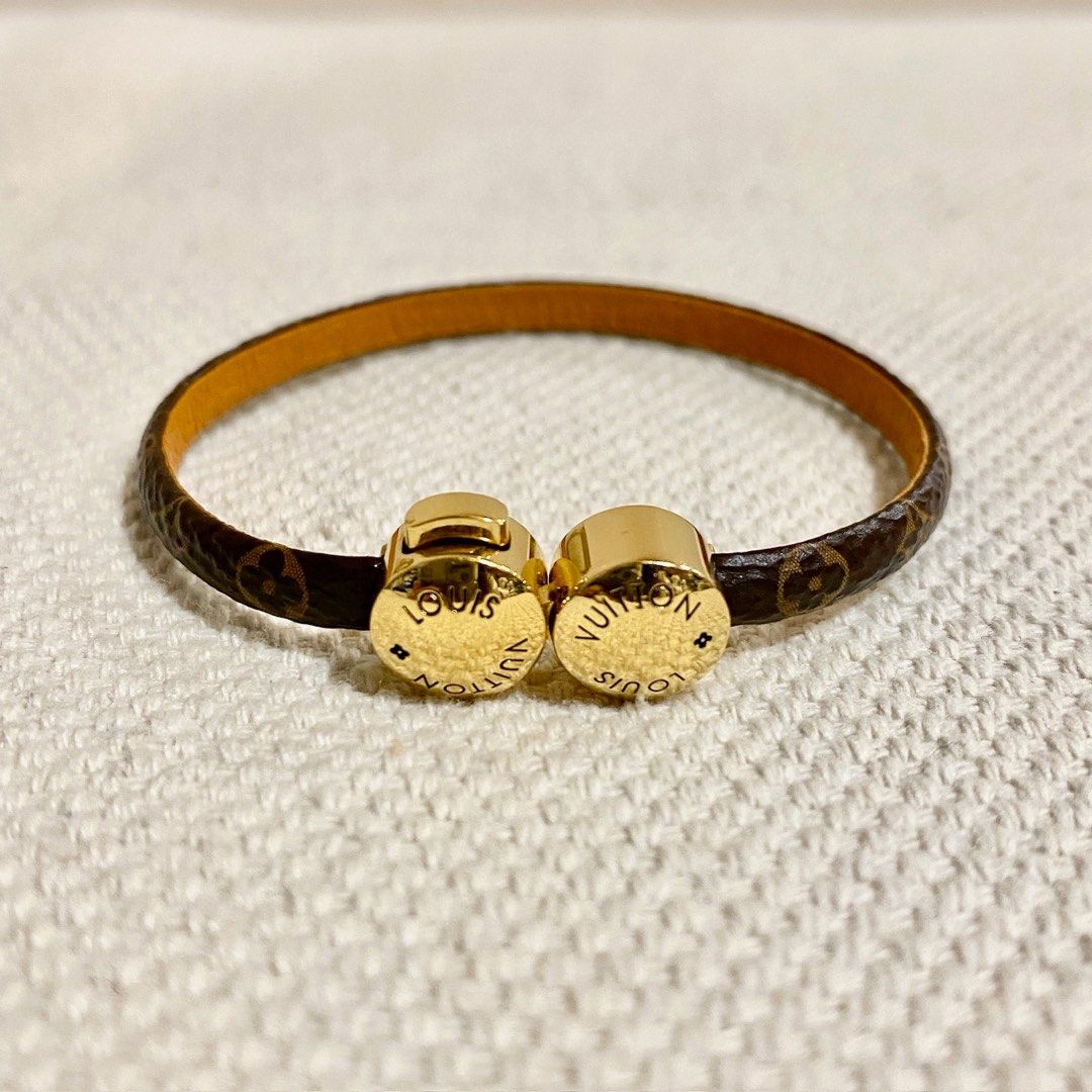LV Monogram Bracelet (Category: Luxury Accessories) located in Paranaque City. Submitted by oinkoinkwee (Listing ID 1398428198, Image 1). Description: Guaranteed authentic Preloved 9/10 condition Comes with box Meet ups in Makati or Alabang .