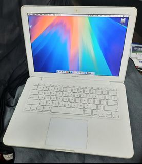 MacBook 2009 經典小白 收藏用 不含合完美者64201235711233110