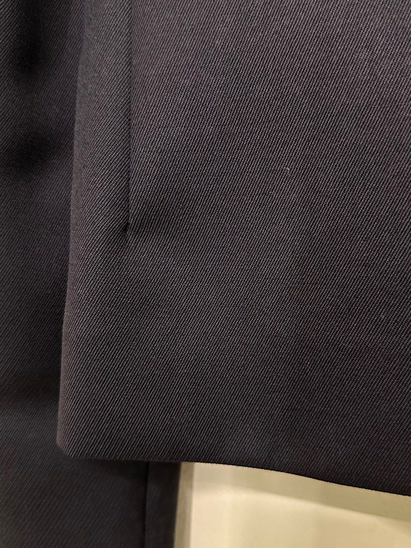 MARNI Navy Blue Wool Blazer (Category: Coats, Jackets and Outerwear) located in Makati City. Submitted by mint___condition (Listing ID 1398388844, Image 3). Description: • MARNI blazer • 100% lana-wool • Dark navy color • Shoulders: 35cm; Length: 42cm • Tailored, cropped fit • Made in Italy.