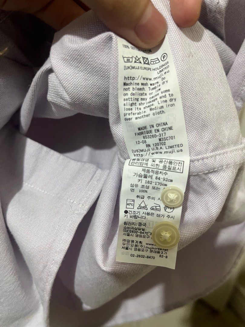 Muji Pastel Purple Button Down Shirt (Category: Tshirts & Polo Shirts ) located in Quezon City. Submitted by ndpoppi (Listing ID 1398466676, Image 2). Description: has minor stains see: photos dimensions: l 27 x w 19 arm sleeve length 24.
