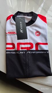 （分類：）位於 。 由 r.c70 提交（商品編號 1398360081，圖片 1）。簡介： 。