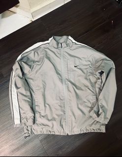 (Category: ) located in . Submitted by adikwon.thrift (Listing ID 1398508351, Image 1). Description: .