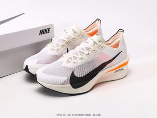 (Category: ) located in . Submitted by outlet_sneakers_shop (Listing ID 1398462670, Image 1). Description: .