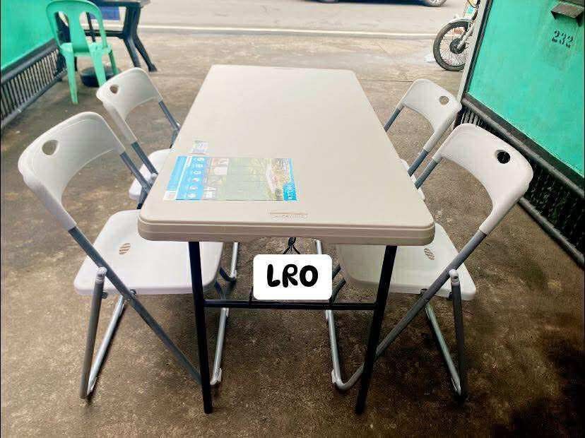 OUTDOOR / INDOOR FOLDABLE DINING SET 4SEATERS TABLE LIFETIME BRAND (Category: Tables & Sets) located in Manila. Submitted by dolorchris69891 (Listing ID 1398466152, Image 1). Description: OUTDOOR / INDOOR FOLDABLE DINING SET 4SEATERS TABLE LIFETIME BRAND 4,500pesos only.