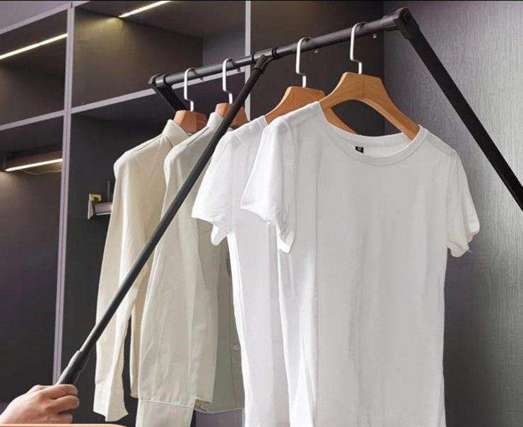 Pull-down Clothes Railing (Category: Hooks & Hangers) located in Singapore. Submitted by joannehsc (Listing ID 1398481265, Image 1). Description: - Brand new pull-down clothes railing - One easy, smooth pull down motion to bring your rail of clothes to you - Still in original packaging - Perfect for maximizing wardrobe space Have 2 boxes for sale. 1 box $25. Take 2 boxes for $40. Cash and carry only. Any transport arrangements to be managed by bu