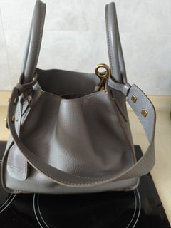 (Category: ) located in . Submitted by mrssan (Listing ID 1398095699, Image 1). Description: .