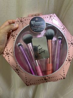 (Category: ) located in . Submitted by adiepreloved (Listing ID 1398389730, Image 1). Description: .