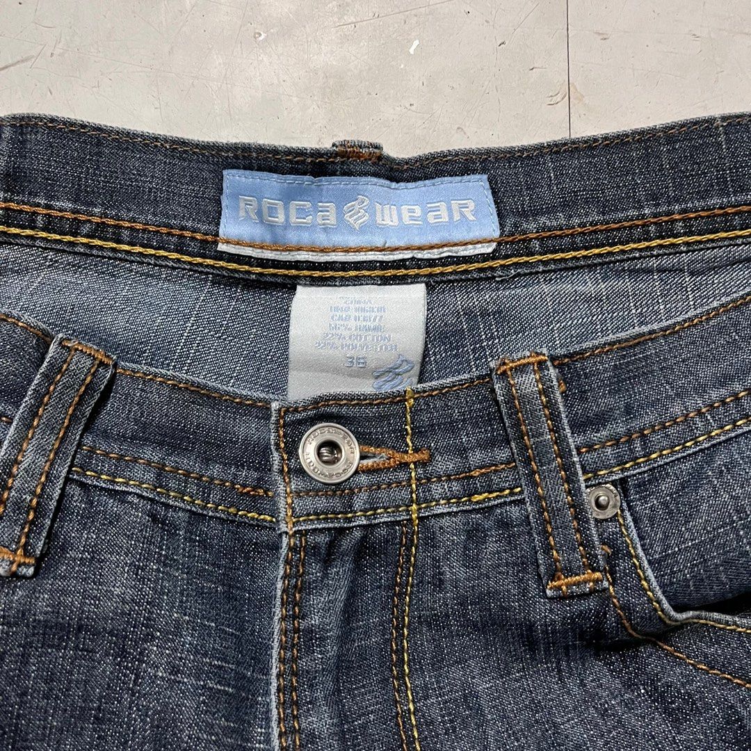ROCA WEAR (Category: Shorts) located in Manila. Submitted by gotstar (Listing ID 1398464535, Image 2). Description: ROCA WEAR JORTS ~ Dimensions• Width: 35 Length: 22 ~ Good Condition Issue Print ~ ₱900 ~ Price does not include shipping fee Check details before buying Color may vary due to lightning .