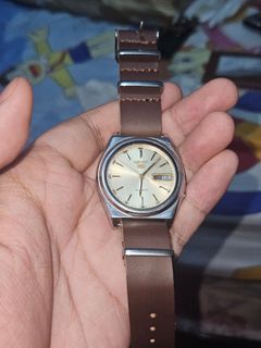 (Category: ) located in . Submitted by watchtimeisit (Listing ID 1398449617, Image 1). Description: .