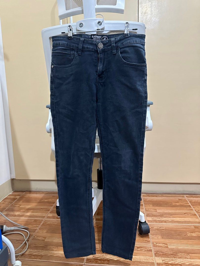 Skinny Jeans for Men (Category: Jeans) located in Manila. Submitted by djcdeclutters (Listing ID 1398466798, Image 1). Description: Used but not abused .