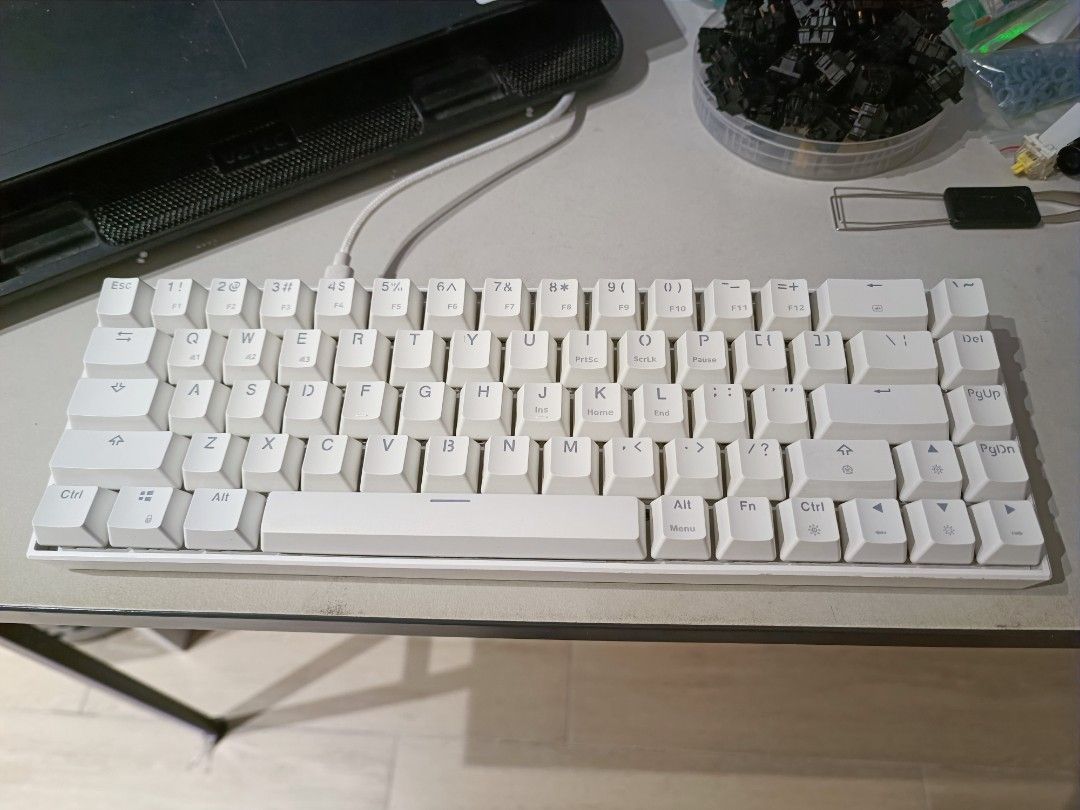Tecware B68 (Category: Computer Keyboard) located in Puchong. Submitted by dgr8er (Listing ID 1398514263, Image 1). Description: Note: Bluetooth is NOT WORKING!!! Wired Only Switches: Gateon Yellows Mods: Lubed Stabilisers, Added Neoprene Foam to the Case Comes with original box and cable Price is negotiable Prefer COD .