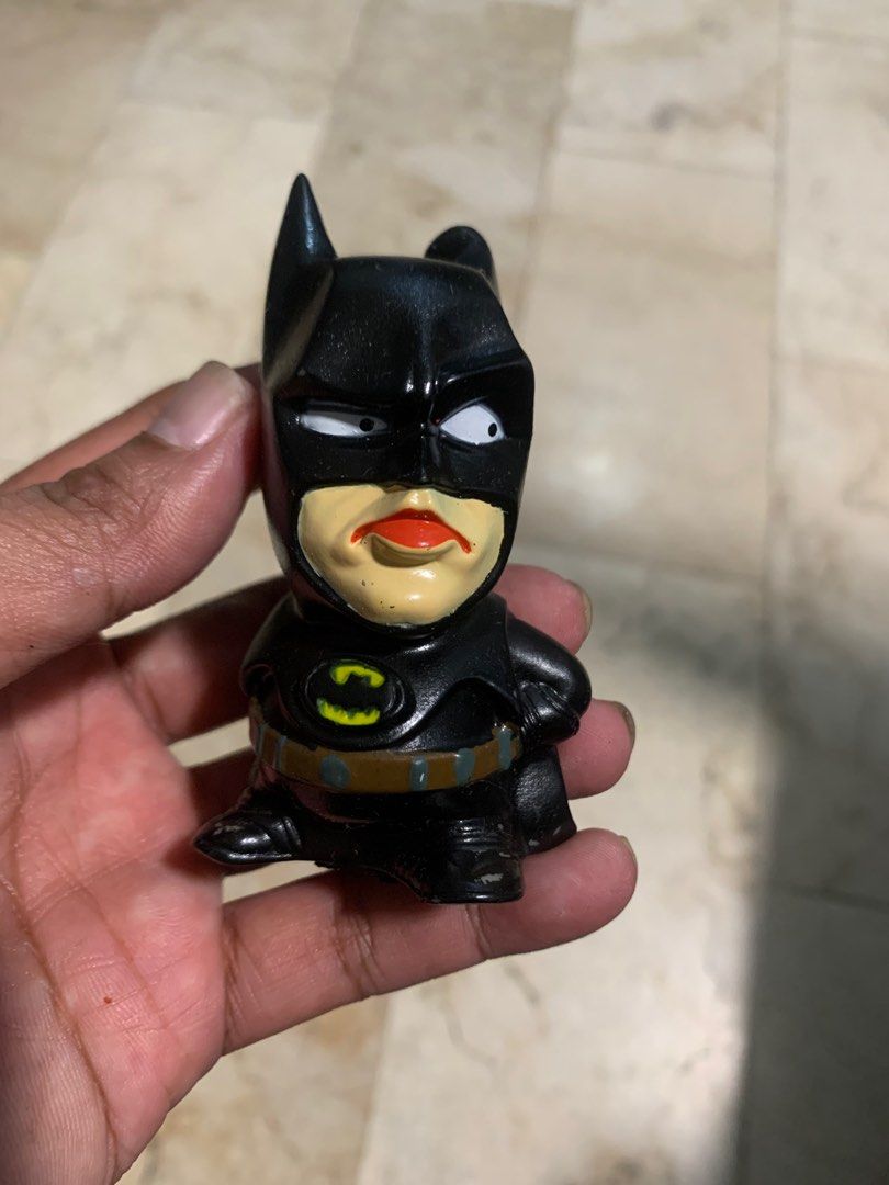 Vintage Rare Sofubi Vinly 1989 Batman Return (Category: Figurines & Statues) located in Valenzuela. Submitted by rjtoysjapan0306 (Listing ID 1398449714, Image 2). Description: ‼️‼️Sale Sale Sale Sale‼️‼️ Vintage Rare 1989 Micheal Keaton Batman Return Vinly Sofubi As in For only 450 - Batman Return 1989 -Batman Sofubi Vinly rare 📌Mop Gcash 📌Mod Lbc Cop Cod Buyer will Shoulder Shipping Fee 📌Location Valenzuela City Gen T Deleon.