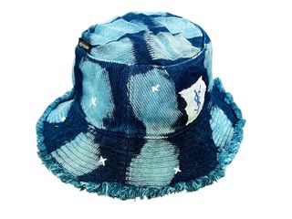 (Category: ) located in . Submitted by the_wearhouse (Listing ID 1398431476, Image 1). Description: .