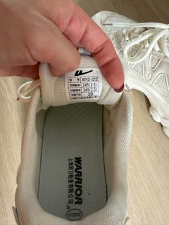 (Category: ) located in . Submitted by activewearobsessed (Listing ID 1398396168, Image 1). Description: .