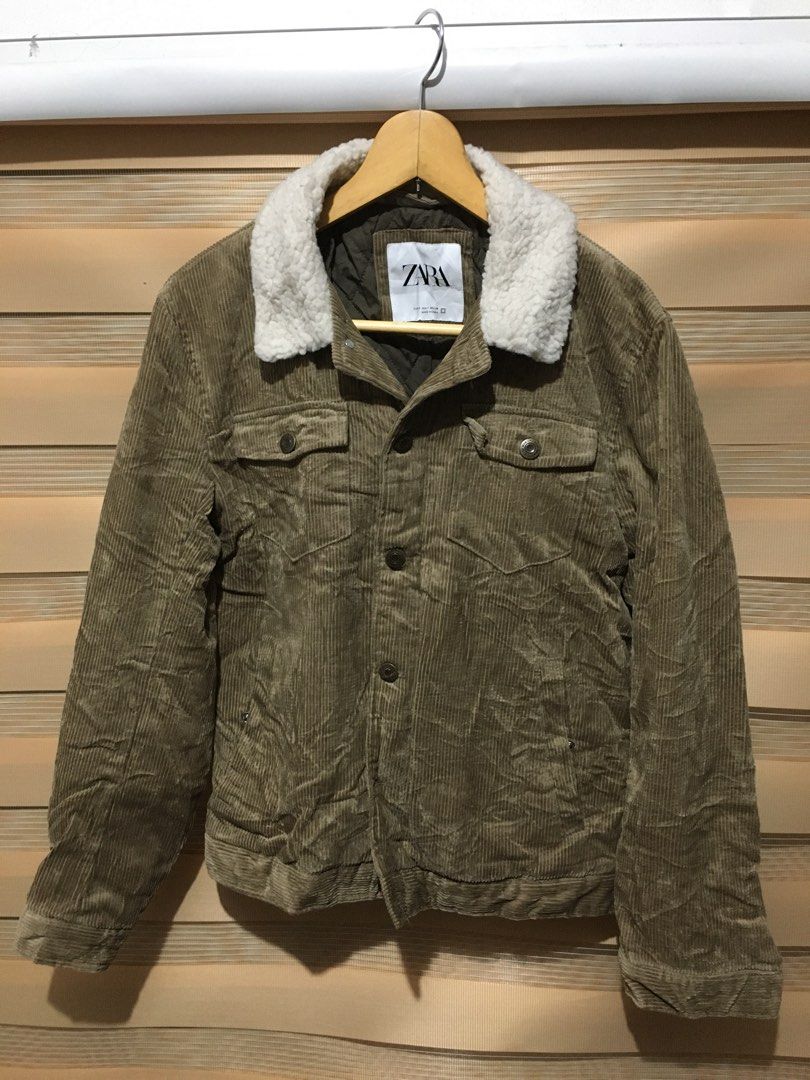 ZARA CORDUROY SHERPA COLLAR (Category: Coats, Jackets and Outerwear) located in Manila. Submitted by findph09 (Listing ID 1398518894, Image 2). Description: Zara corduroy Sherpa collar Tagged small Width 20 Length 25.5 No issue Like new Malinis Lalamove & Jntexpress courier .