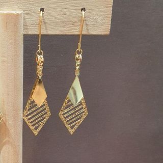 (Category: ) located in . Submitted by bestgoldshop (Listing ID 1398633049, Image 1). Description: .