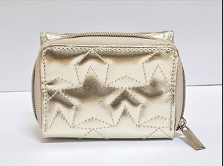 （分類：）位於 。 由 luxury246 提交（商品編號 1398614244，圖片 1）。簡介： 。