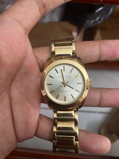 (Category: ) located in . Submitted by cuervdaflyest (Listing ID 1398599117, Image 1). Description: .