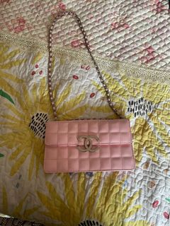 (Category: ) located in . Submitted by sunshine0701 (Listing ID 1398677886, Image 1). Description: .