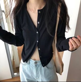 (Category: ) located in . Submitted by iyahs_apparel (Listing ID 1398660982, Image 1). Description: .