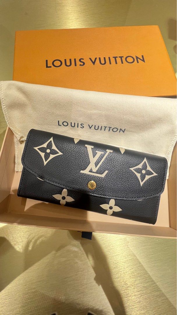 Black wallet not LV (Category: Luxury Bags & Wallets) located in Makati City. Submitted by mommykars (Listing ID 1398688406, Image 1). Description: Like new Complete with box Dust bag Mint condition Super premium Mirror copy All photos posted .
